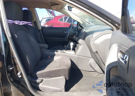 2015 Nissan Rogue Select S from USA, damaged, VIN JN8AS5MT9FW661827